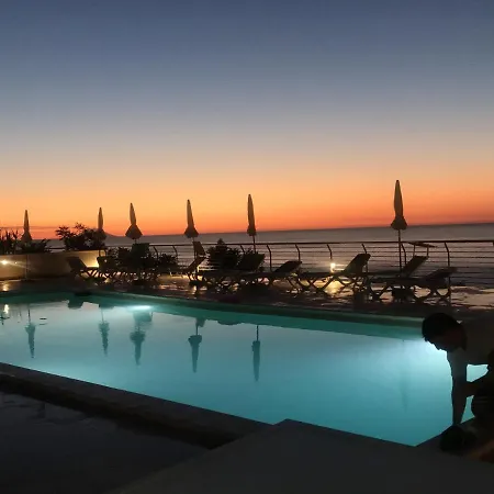 Charming House With Pool * Parghelia