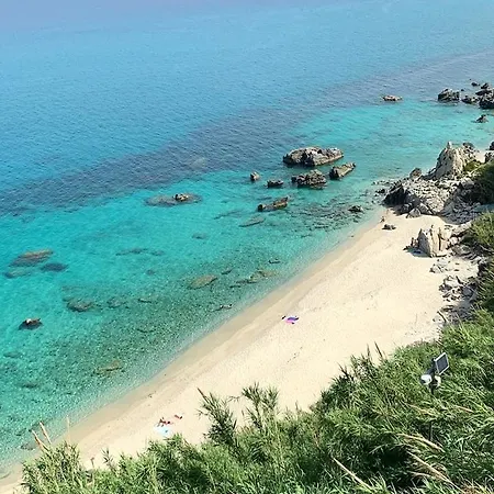 Charming House With Pool 아파트 *