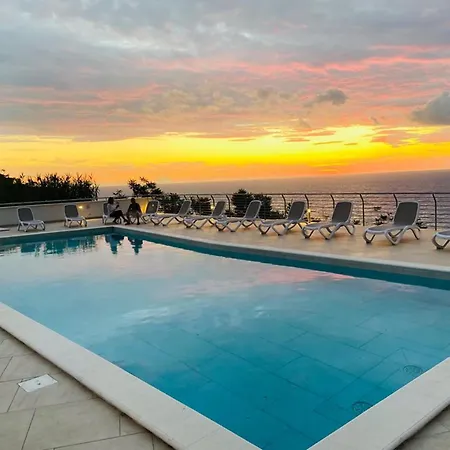 Charming House With Pool Appartamento Parghelia