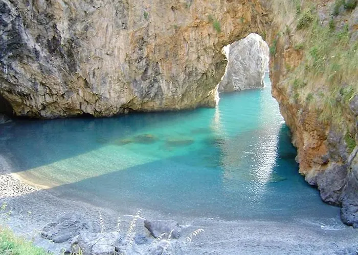 Charming House With Pool Lägenhet