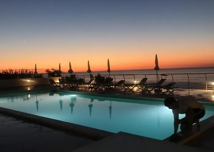 Charming House With Pool * Parghelia